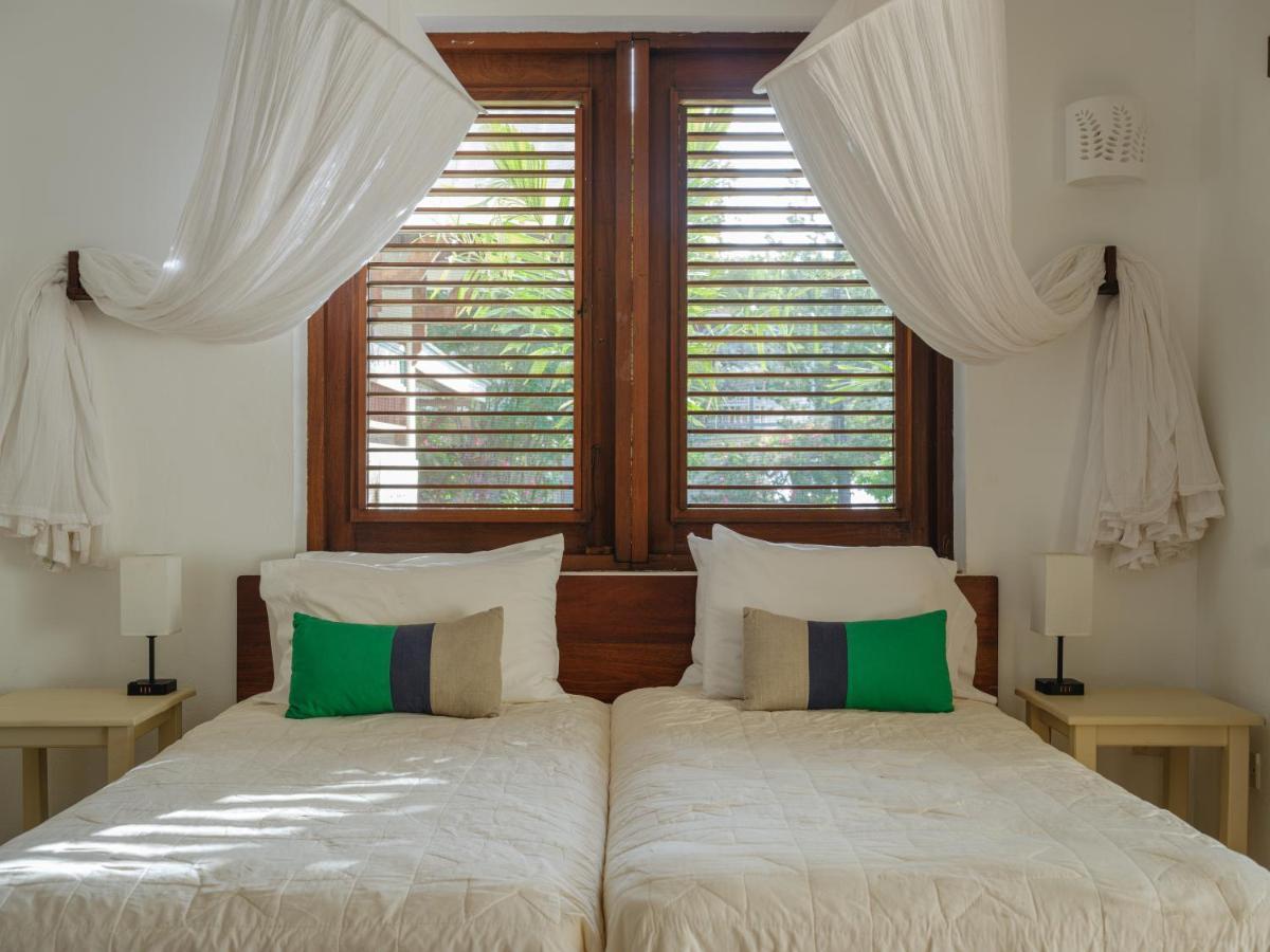 Gingerbread Suites Port Elizabeth Екстер'єр фото
