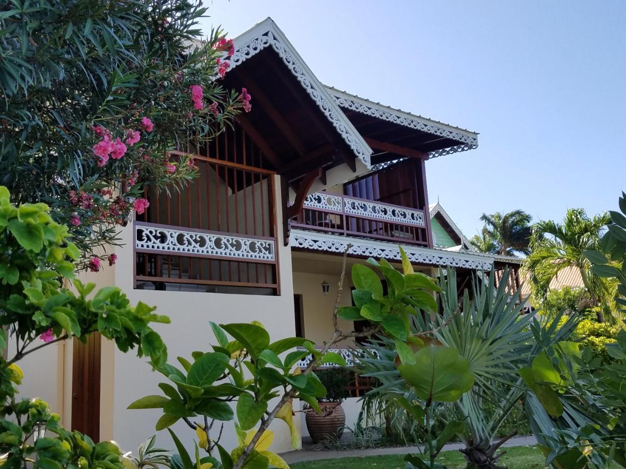 Gingerbread Suites Port Elizabeth Екстер'єр фото